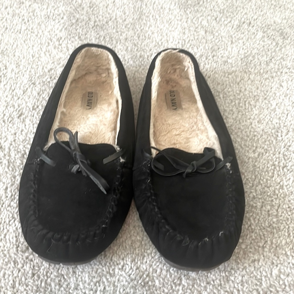 Old Navy Moccasin Style Slippers